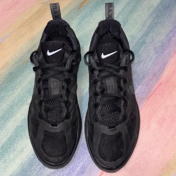 Nike Air Max Genome GS CZ4652 001 Running Black Mesh Size 7y = 8.5 Womens - Picture 3 of 8